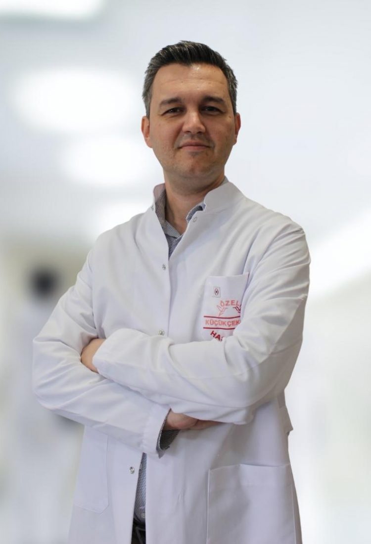 Op. Dr. Onur Üstün - Kulak Burun Boğaz Uzmanı